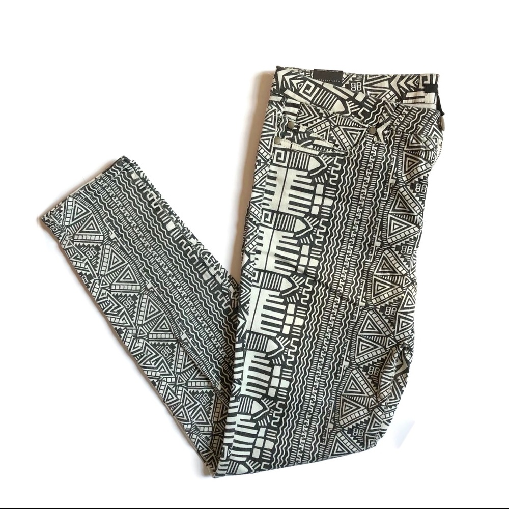 Forever 21 Skinny Ankle Jeans